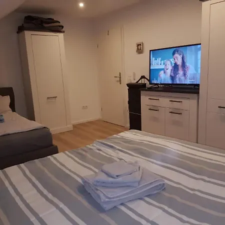 Rhein-main Apartment *