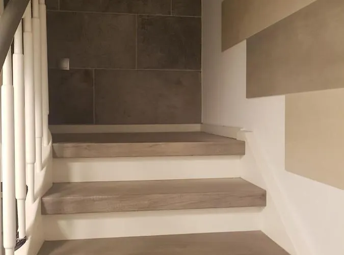 アパート Rhein-main フレールスハイム・アム・マイン